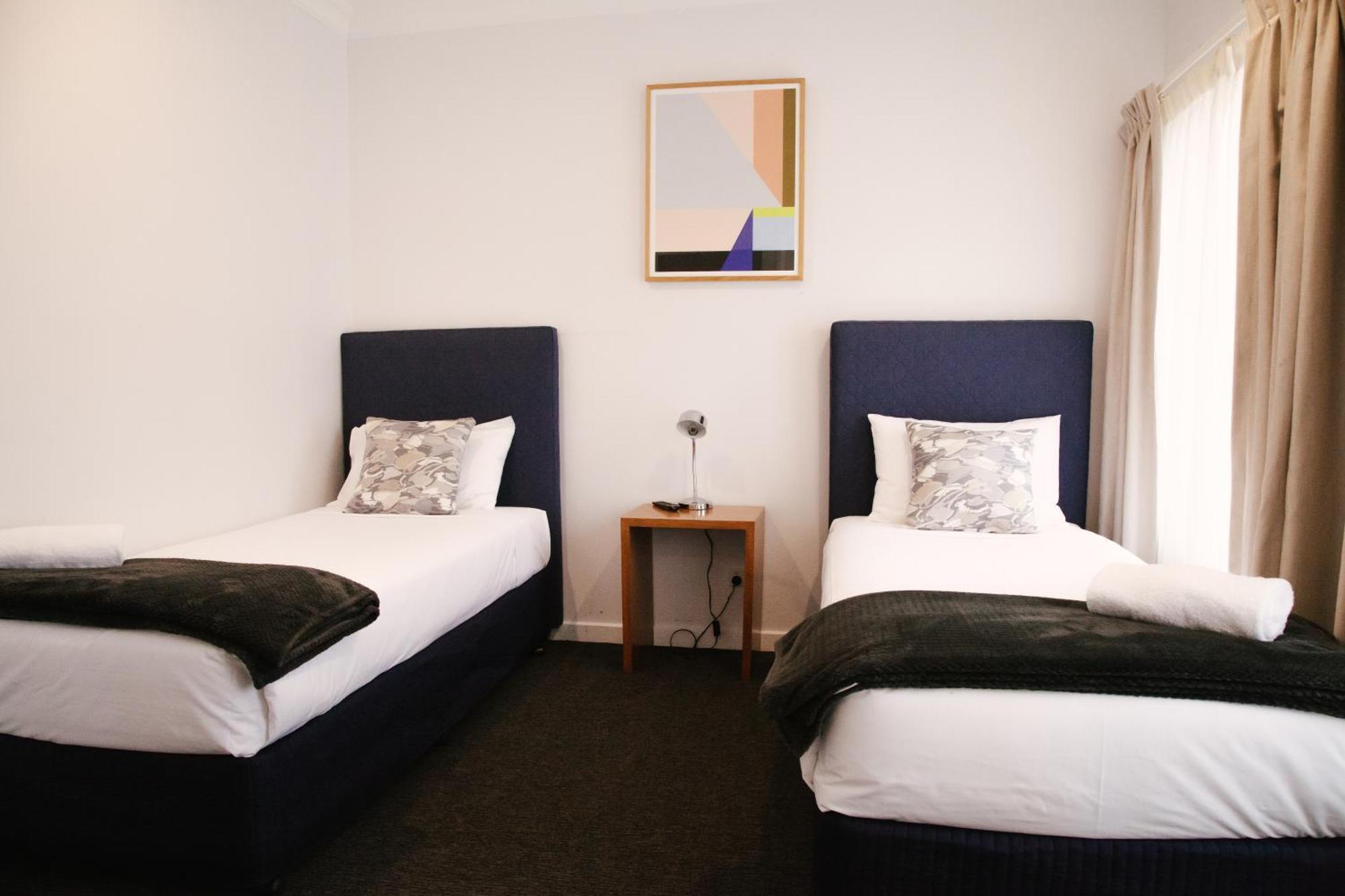Nagambie Waterfront Motel Экстерьер фото
